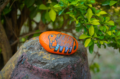 Hand-Painted Floral Art Stone – Textured Garden Decor & Paperweight